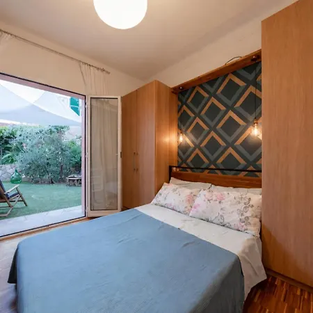 H11 Country Lux - - Garden Appartement *