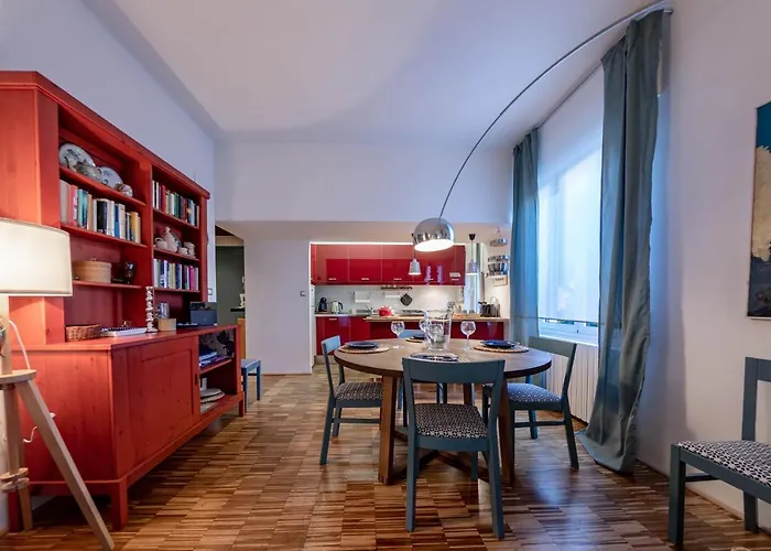 Διαμέρισμα H11 Country Lux - - Garden *