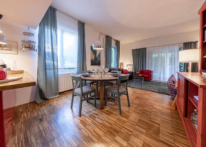 Διαμέρισμα H11 Country Lux - - Garden *